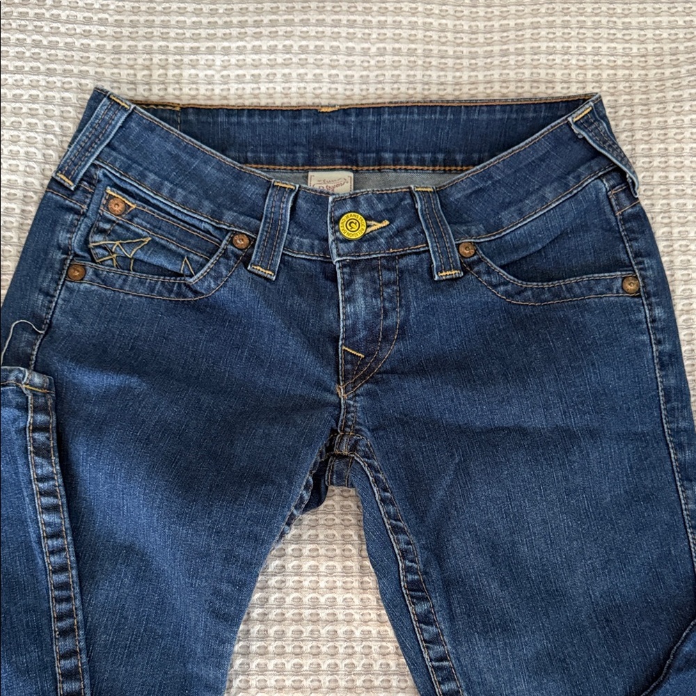 True Religion dark blue boot cut jeans in size 29